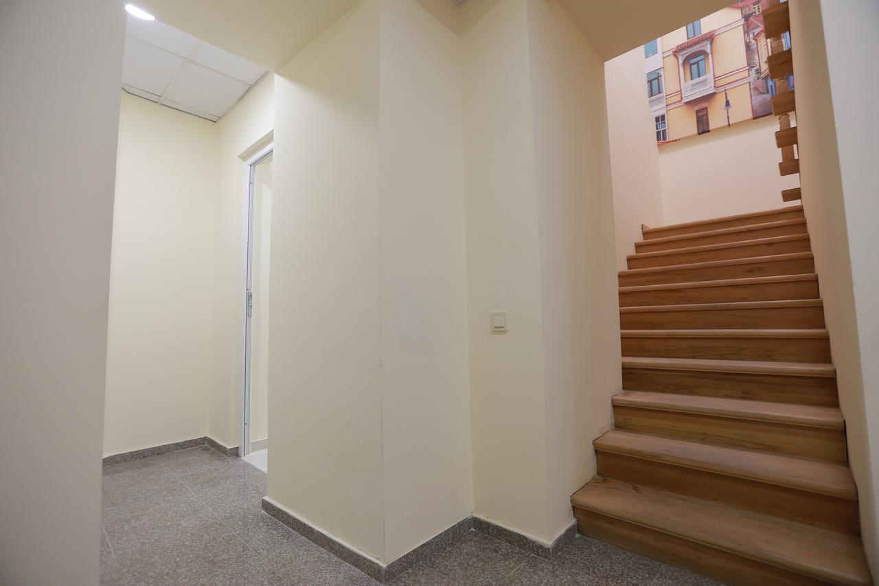 Midtown Hotel & Hostel Τυφλίδα Εξωτερικό φωτογραφία