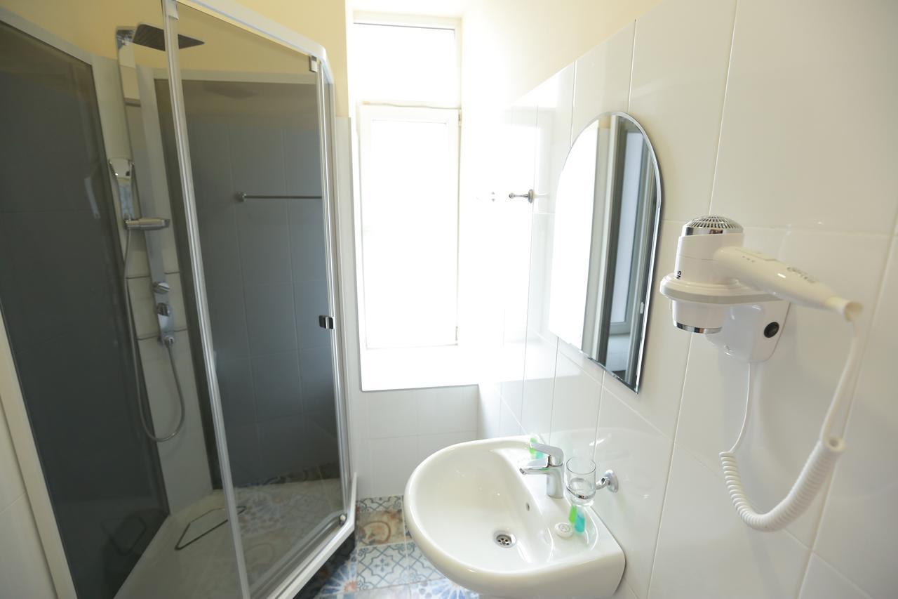 Midtown Hotel & Hostel Τυφλίδα Εξωτερικό φωτογραφία