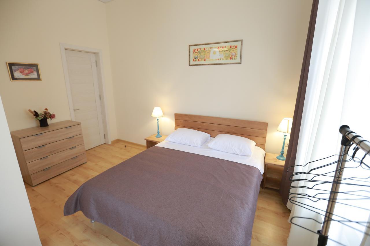 Midtown Hotel & Hostel Τυφλίδα Εξωτερικό φωτογραφία