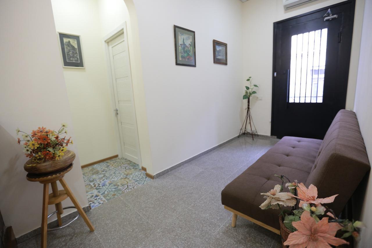 Midtown Hotel & Hostel Τυφλίδα Εξωτερικό φωτογραφία